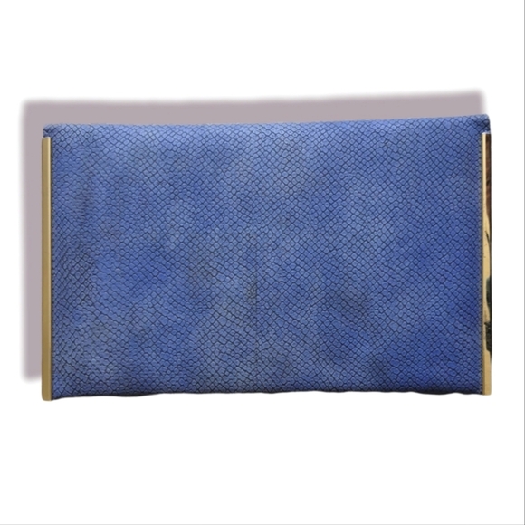 Blue Pebbled Leather Clutch Bag - Picture 2 of 7